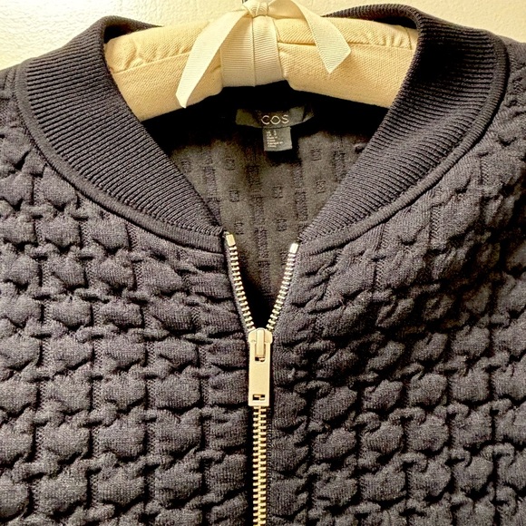 COS navy quilted knit bomber jacket Small - Picture 3 of 6